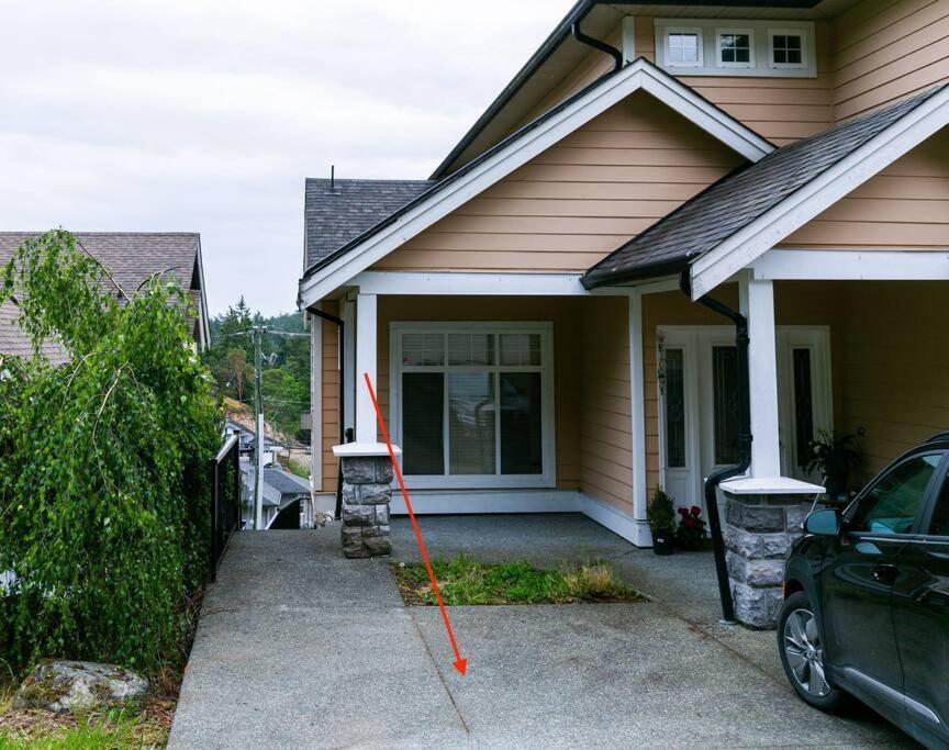 빅토리아 Cozy Renovated Oasis W Private Terrace & Parking 빌라 외부 사진