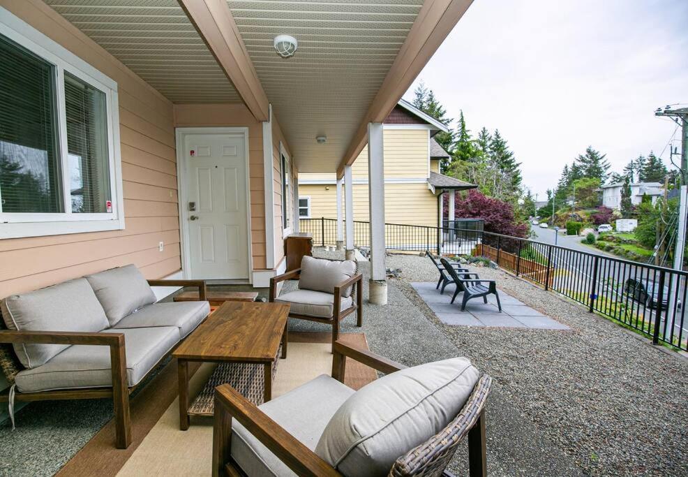 빅토리아 Cozy Renovated Oasis W Private Terrace & Parking 빌라 외부 사진